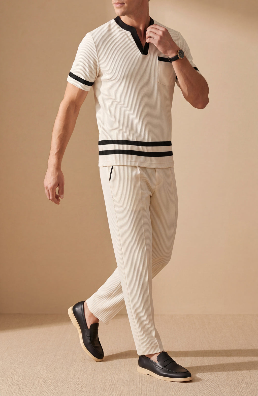 Men's Casual Beige & Black Color Matching Short Sleeved Henry Collar T-Shirt & Trousers Two-Piece Set