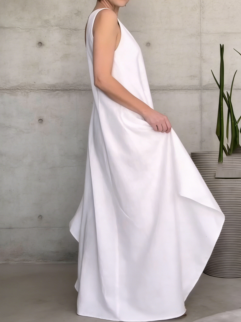 Stylish Minimalist Irregular Hem Maxi Dress
