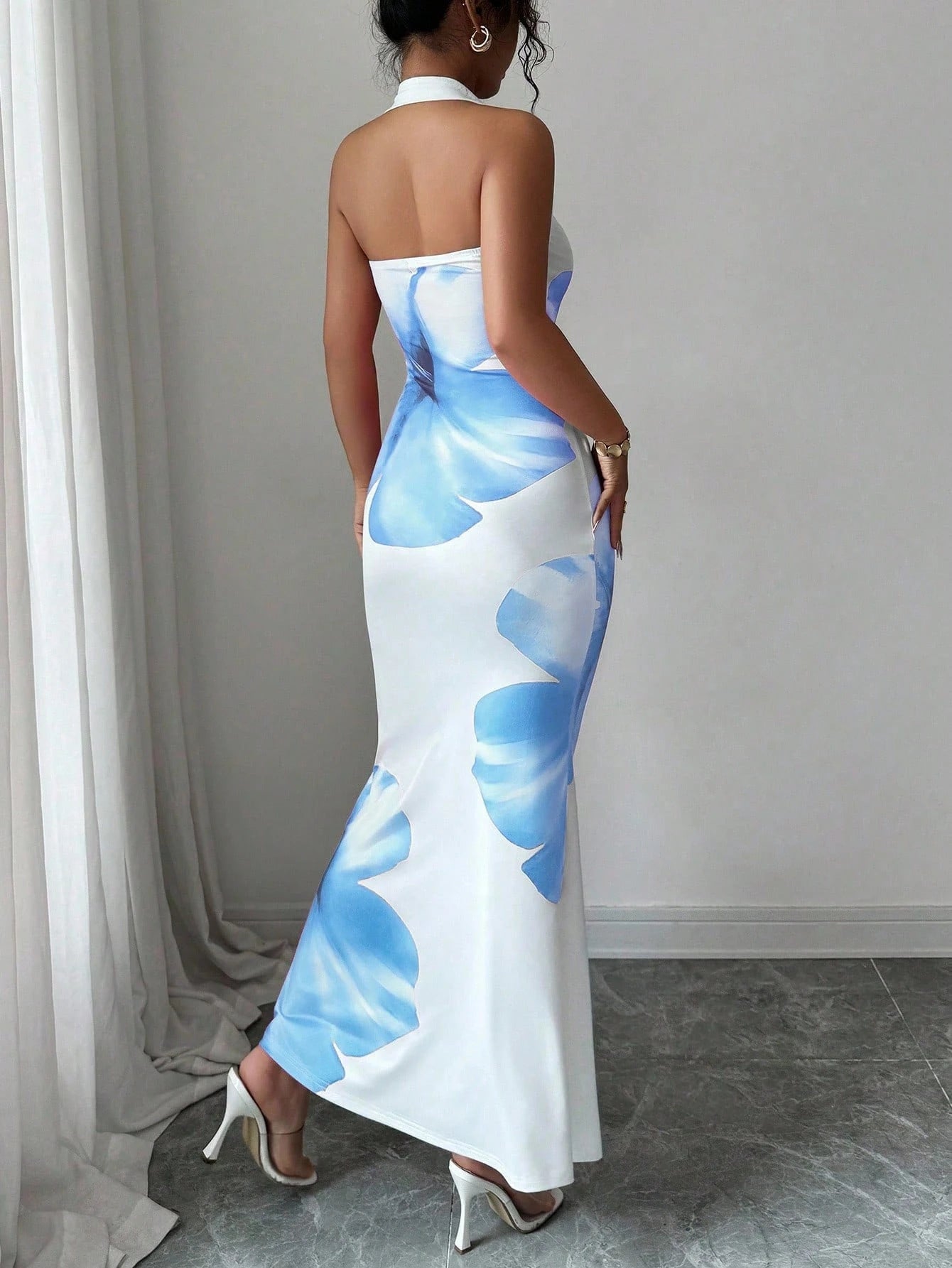 Elegant Halter-neck Floral-print Bodycon Dress